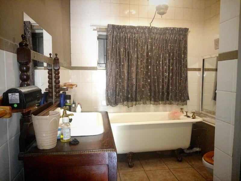 4 Bedroom Property for Sale in Ifafi North West